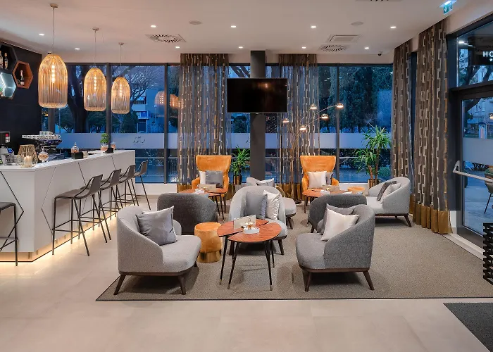 Sia Hotel 4*