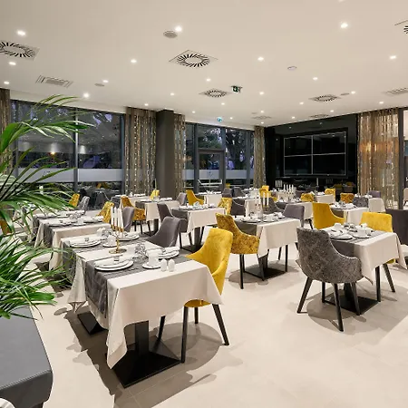 Sia Hotel 4*