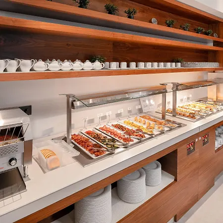 Sia Hotel 4*